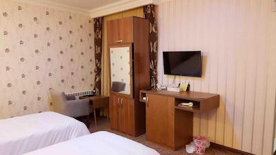 هتل آزادی خرم آباد