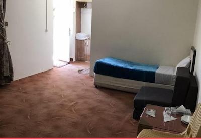 هتل جهانگردی زنجان