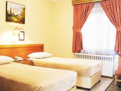 هتل جهانگردی زنجان