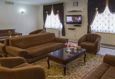 هتل جهانگردی بسطام