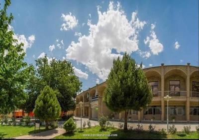 هتل جهانگردی بسطام