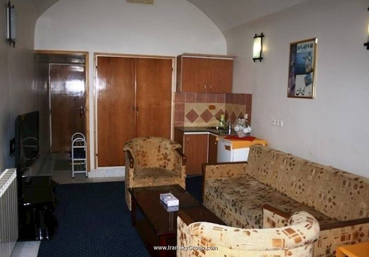 هتل جهانگردی بسطام