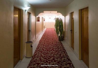 هتل جهانگردی بسطام