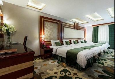 هتل الماس مشهد