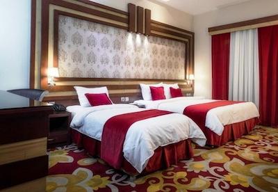 هتل الماس مشهد