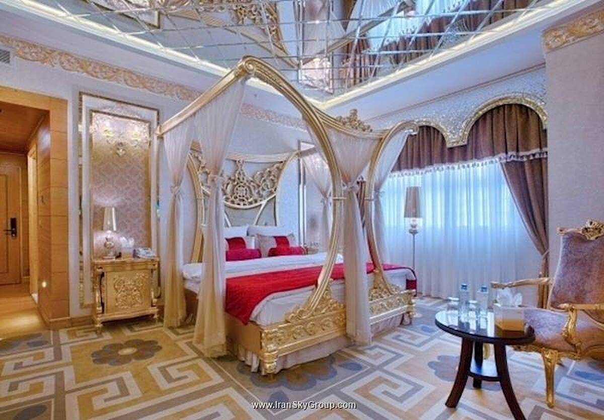 هتل الماس 2 مشهد