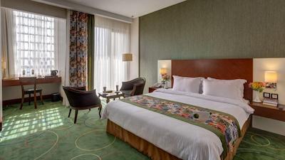 هتل هما 1 مشهد