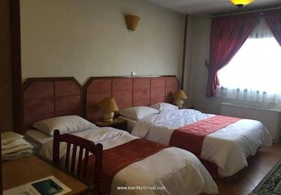 هتل خانه سبز مشهد