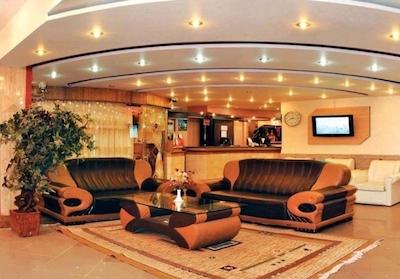 هتل میزبان مشهد