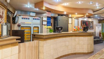 هتل میزبان مشهد