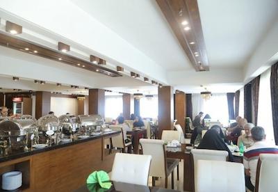 هتل جواهر شرق مشهد