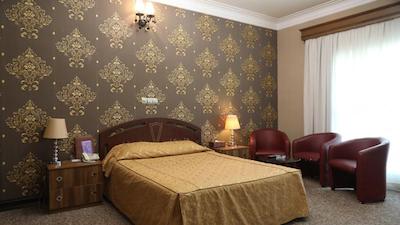 هتل ارم تهران