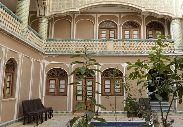 هتل فاضلی یزد