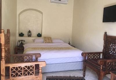 هتل سنتی ددمان زنجان