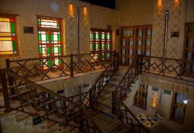 هتل سنتی ددمان زنجان