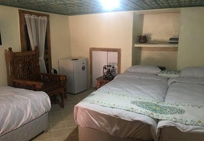 هتل سنتی ددمان زنجان