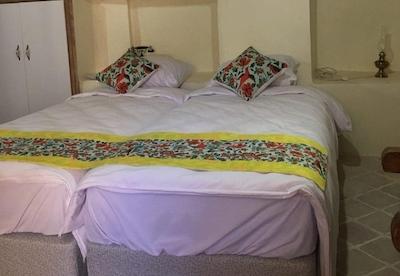 هتل سنتی ددمان زنجان