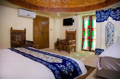 هتل سنتی ددمان زنجان