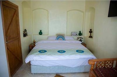 هتل سنتی ددمان زنجان