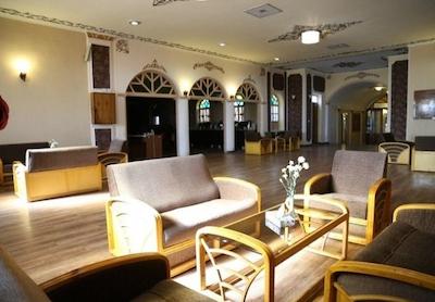 هتل پارسیان یزد