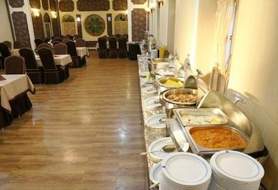 هتل پارسیان یزد