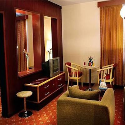 هتل پارسیان آبادان