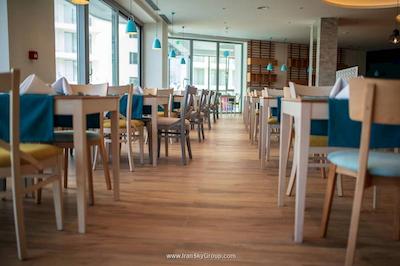 استوریا میر