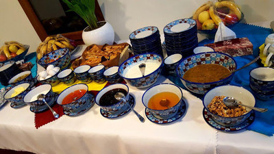 هتل سنتی پارسیان قلعه گنج