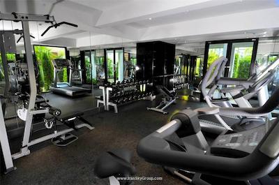 بی-لی تونگ پوکت-ام گالری کالکشن