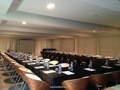 بی-لی تونگ پوکت-ام گالری کالکشن