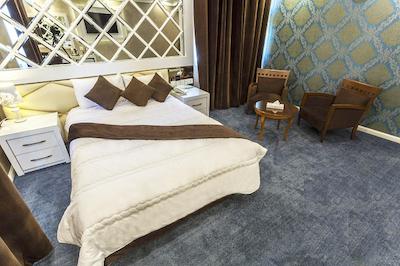 هتل ثامن مشهد