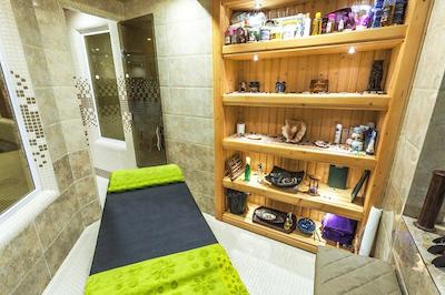 هتل ثامن مشهد