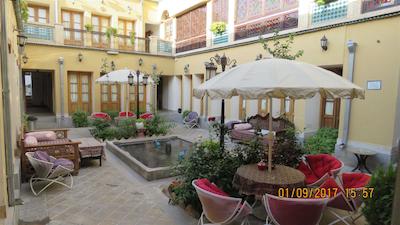 هتل سنتی طلوع خورشید اصفهان