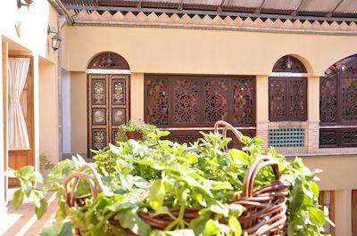 هتل سنتی طلوع خورشید اصفهان