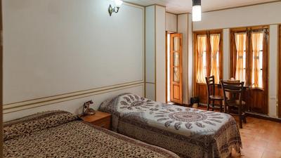 هتل سنتی طلوع خورشید اصفهان