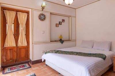 هتل سنتی طلوع خورشید اصفهان