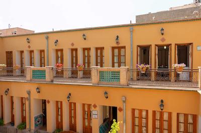 هتل سنتی طلوع خورشید اصفهان