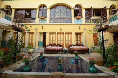 هتل سنتی طلوع خورشید اصفهان