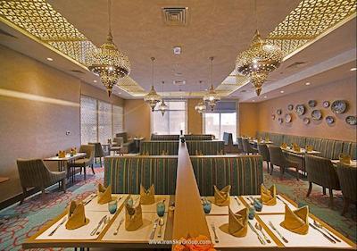 منا پلازا هتل البرشاء