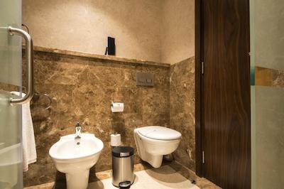 گلدن تولیپ مدیا هتل