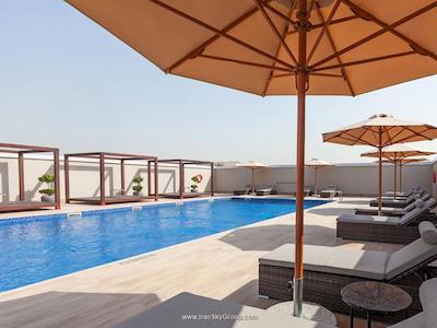 فلورا این هتل