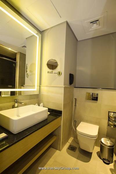 فلورا این هتل