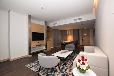 فلورا این هتل