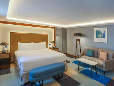 کوئین الیزابت 2