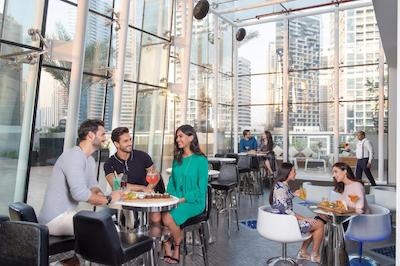 گلف کورت هتل بیزینس بی