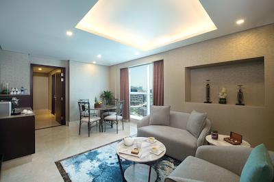 گلف کورت هتل بیزینس بی