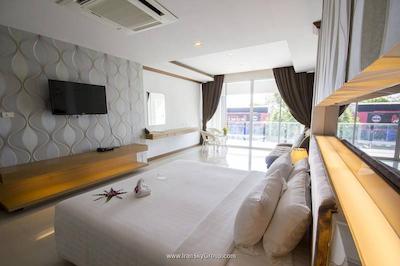 شانایا پوکت ریزورت اند اسپا