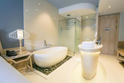 بیاند پاتونگ