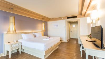 بیاند ریزورت کاتا