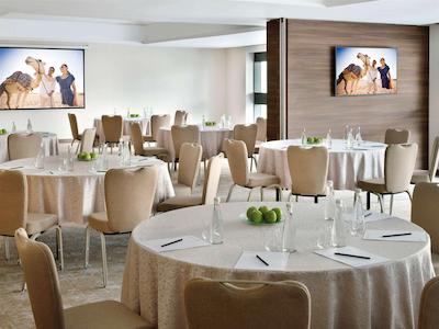 هتل آپارتمان موونپیک داون تاون دبی